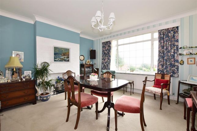 Dining Room Of Grant Road Portsmouth Hampshire PO6 Dining Room Of Grant Road Portsmouth Hampshire PO6