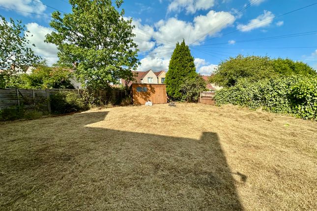38, Haigh Crescent, DONCASTER photo 2