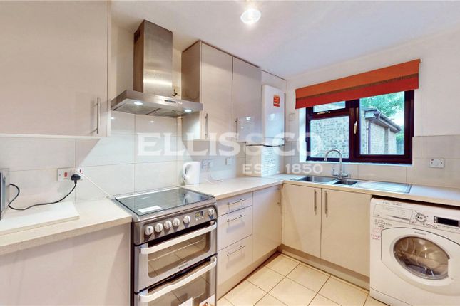 113, Lancelot Road, Wembley photo 3