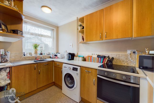 Terraced house for sale in Beeching Close, Norwich