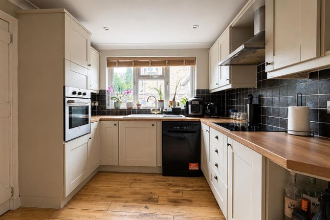 14, Mereside, Ely photo 2