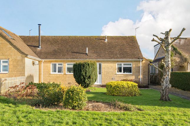 Bungalow for sale in Links View, Cirencester, Gloucestershire