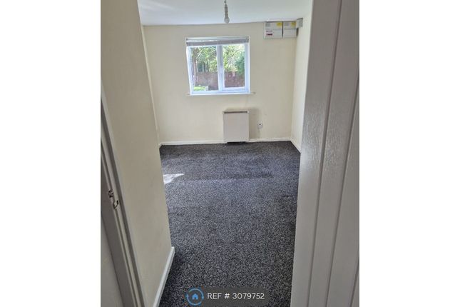 1-bed flat on Nottingham, £650/mo