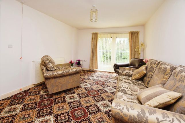 108, Heyeswood, Haydock photo 4