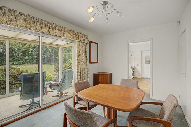 15 Woburn Drive, Altrincham photo 4