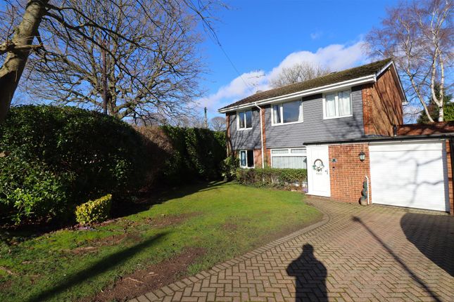Link-detached house for sale in Hawbeck Road, Rainham, Gillingham