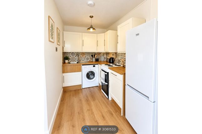 Flat, Devonshire Road, London photo 4