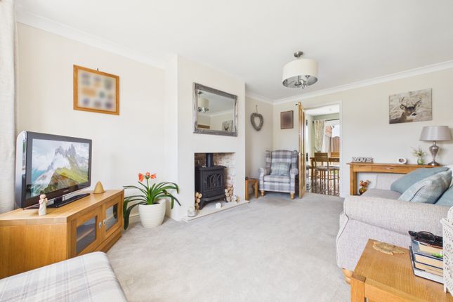 6, Brand Hill Drive, Wakefield photo 4