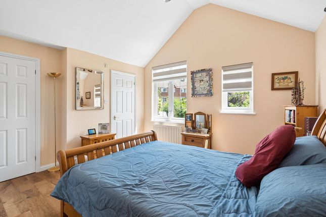 10 Carew Way, Watford photo 4
