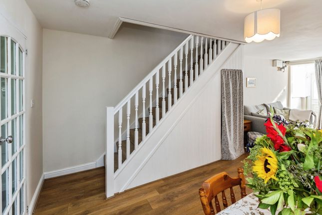 14, Victoria Avenue, Wrexham photo 4