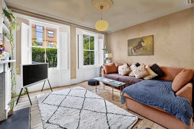 15, Horton Road, Greater London photo 2