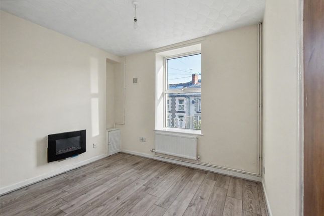 29, Dilwyn Street, Mountain Ash photo 3