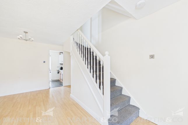 31, Kennington Grove, Doncaster photo 3