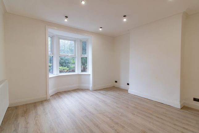 6, Lake View, Wingate photo 2