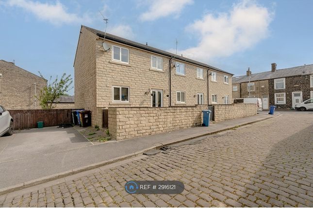 Lower Clough St, Barrowford, Nelson photo 2