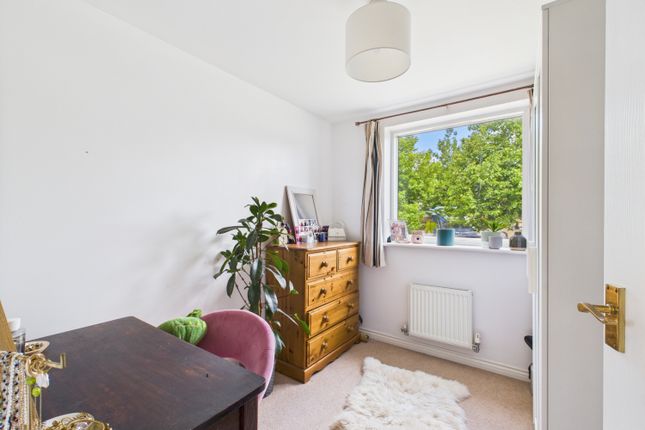 Corinne Court, Cheltenham photo 4