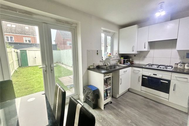 4, Flockton Gardens, West Midlands photo 2
