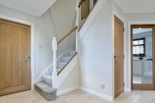 6, Marine Court, Lossiemouth photo 3