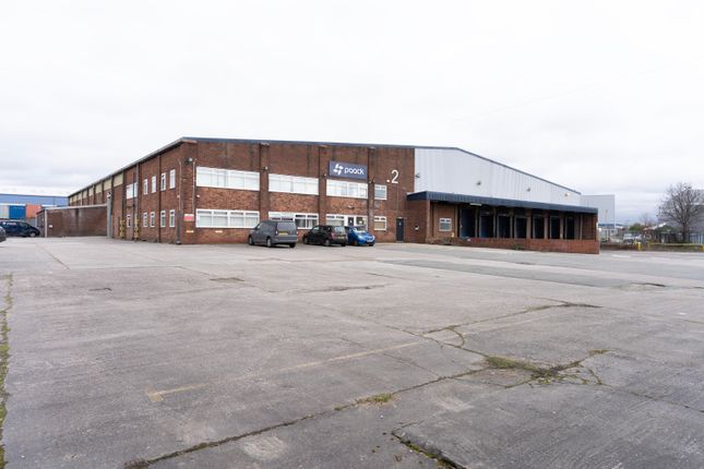 Warehouse to let in Hattons Road, Manchester