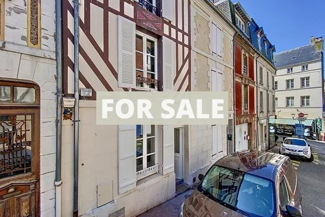 Town house for sale in Trouville-Sur-Mer, Basse-Normandie, 14360, France