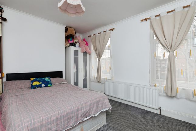 6, Cranborne Road, Barking photo 4