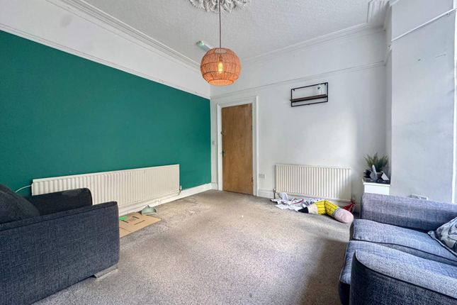 Cwmdonkin Terrace, Swansea photo 3