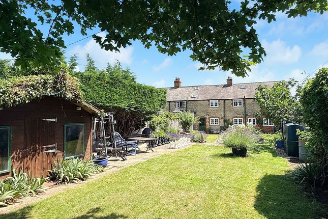 1 Manor Farm Cottages, Faringdon photo 2