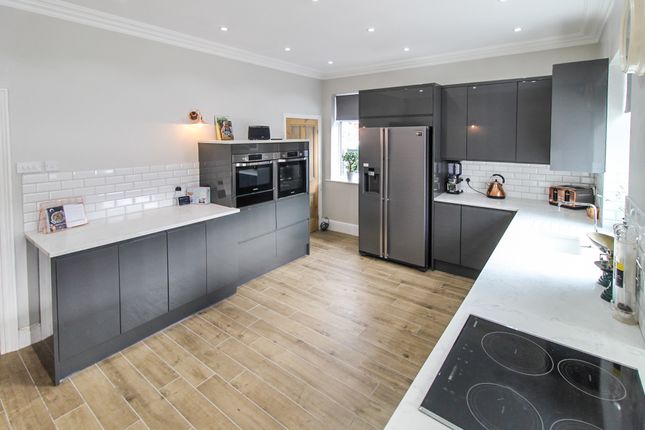 3 Bed Detached House For Sale In Mill Street Birstall