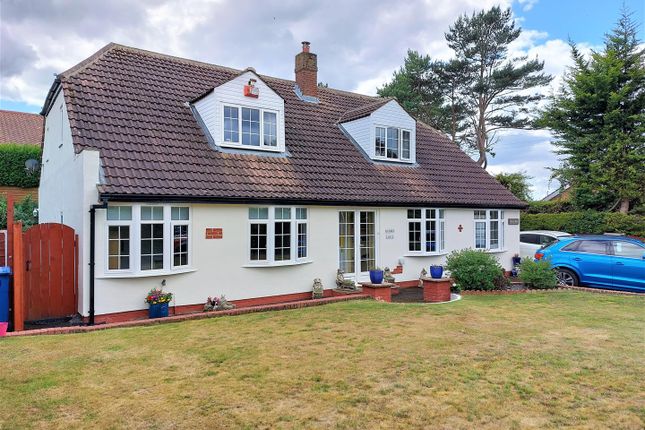 Detached bungalow for sale in Crossgates, Scarborough