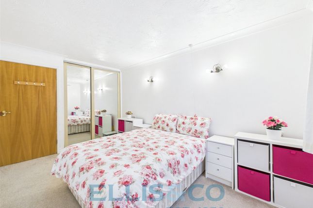 Flat 19, Merryfield Court,, Waterloo Road, Kent photo 4