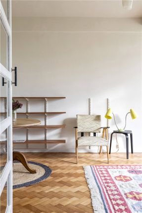 Flat 92, Christchurch House,, Christchurch Road, London photo 4