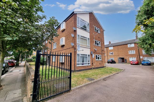 Thumbnail Flat to rent in Ryder Court, Leyton