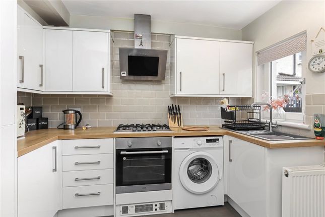 60, Cedar Drive, Glasgow photo 4