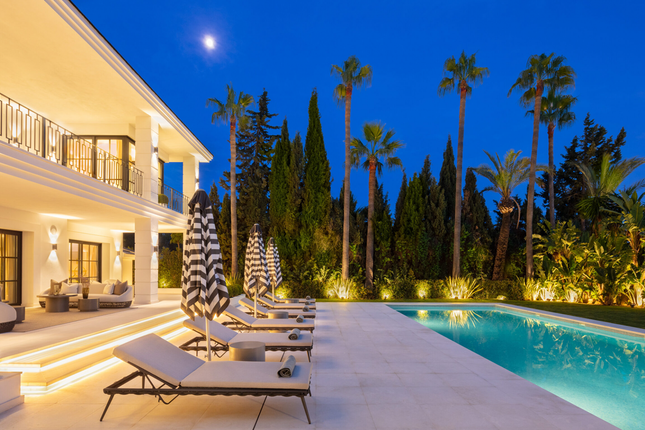 Villa for sale in Street Name Upon Request, Marbella, Es