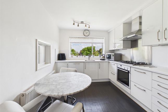 5, Melbourne Avenue, Dronfield photo 4