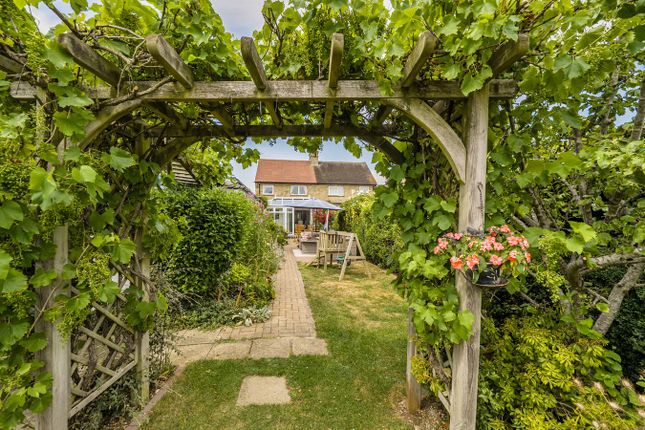 108, Station Road, Henlow photo 4