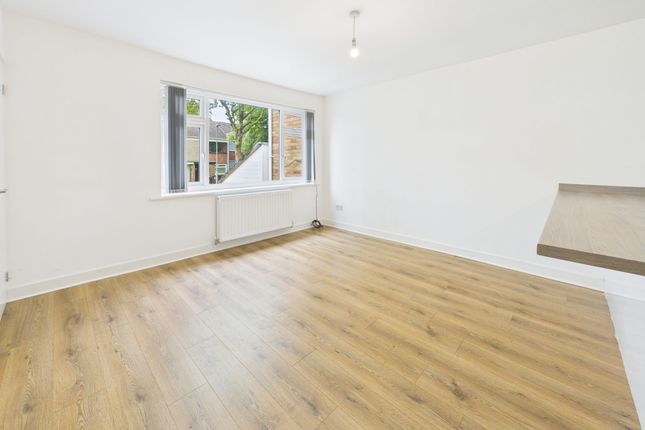 59 Tintern Avenue, Manchester photo 3