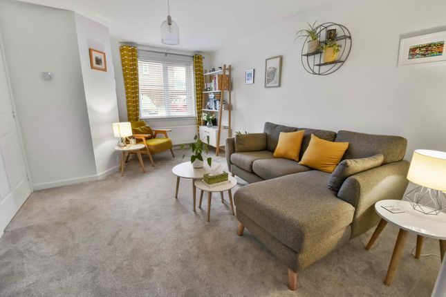 4 Peastonhall Drive, Gorebridge photo 3
