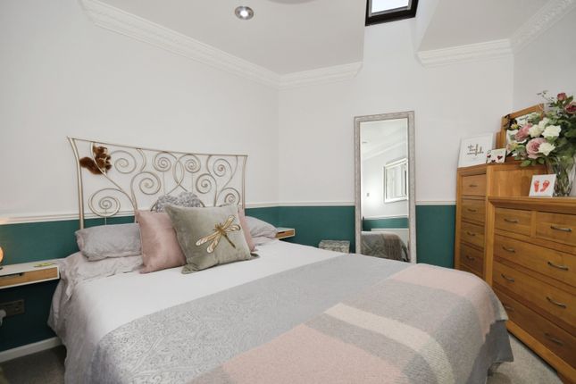 5, Old Hall Road, Derbyshire photo 4
