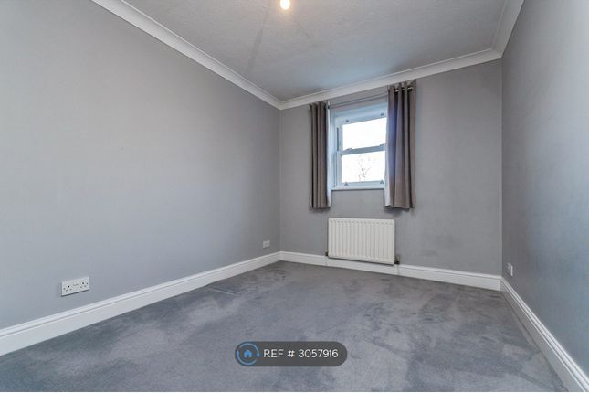 Lodden Lodge, Devonshire Avenue, Sutton photo 3