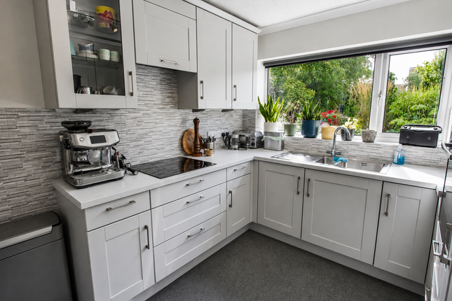 95 Slade Close, Ottery St Mary photo 4
