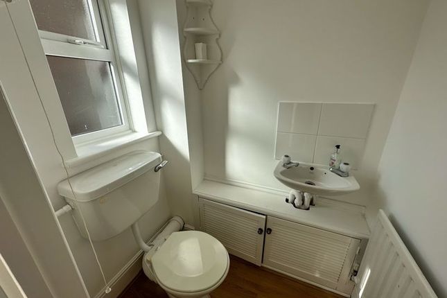 1, Dolphin Mews, Chichester photo 4