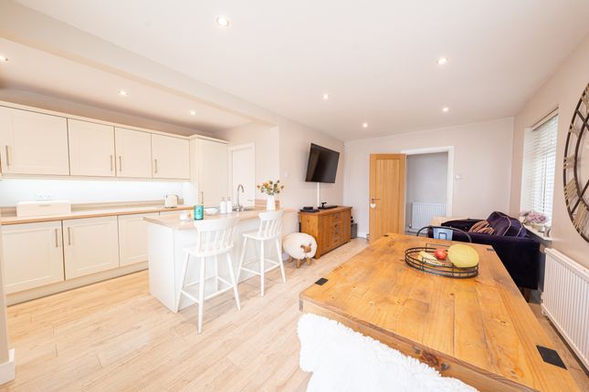 1A Grange Avenue, Leicester photo 2