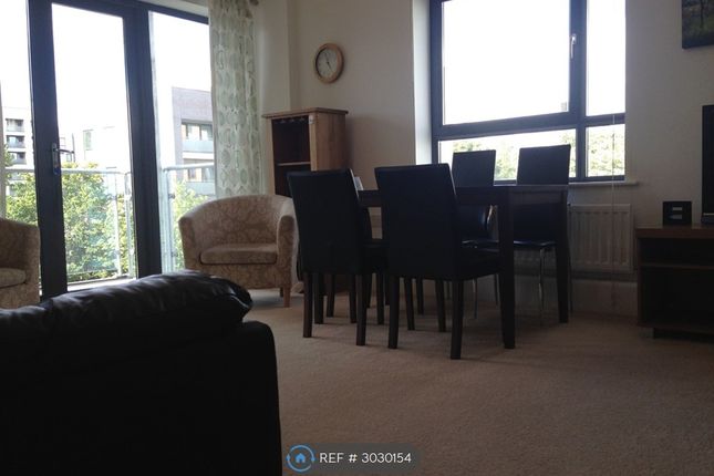 Flat, Lawrence Court Palmerston Road, London photo 3
