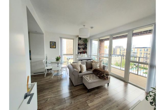 Flat for sale in 17 Minnie Baldock Street, London