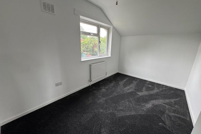 1, Bedwell Crescent, Stevenage photo 4