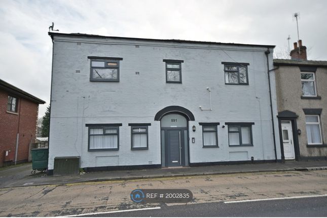 Thumbnail Flat to rent in Oldham Road, Rochdale