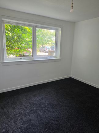 43, Dalriada Crescent, Motherwell photo 3