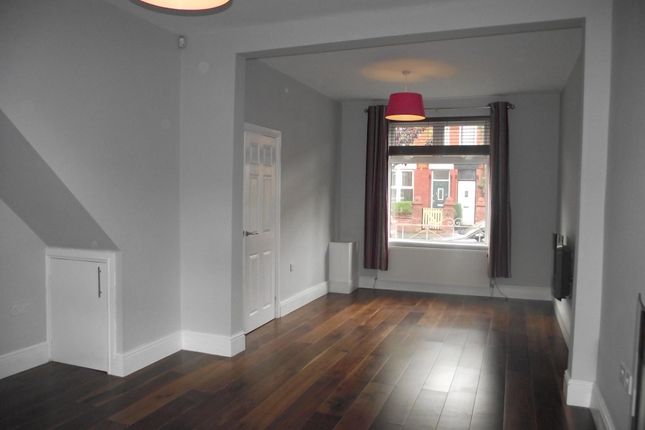 55, Manchester photo 2