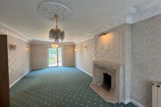 8 Holmfield Avenue, Leicester photo 5